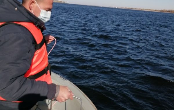 Отбор проб специалистами филиала ЦЛАТИ по Волгоградской области в рамках реализации отдельных мероприятий приоритетного направления «Сохранение и предотвращение загрязнения реки Волга».