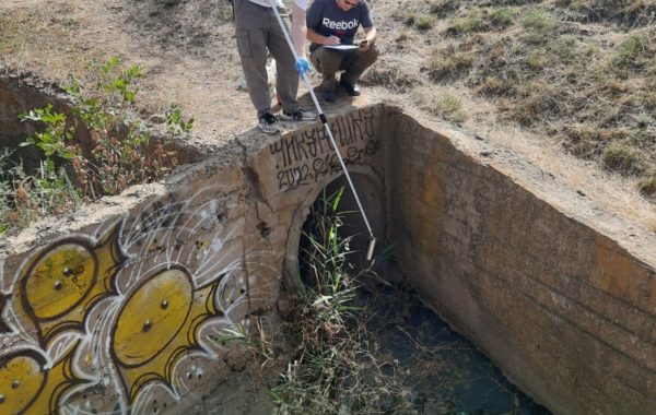 Специалисты ЦЛАТИ провели отбор проб сточной и природной, поверхностной воды на территории Краснооктябрьского района г. Волгограда.